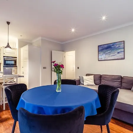 Sloneczny Apartament Nad Morzem Z Tarasem Апартаменти